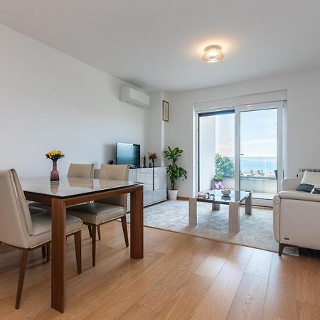 Apartment With Balcony Ocean Paradise Kastav Exterior foto