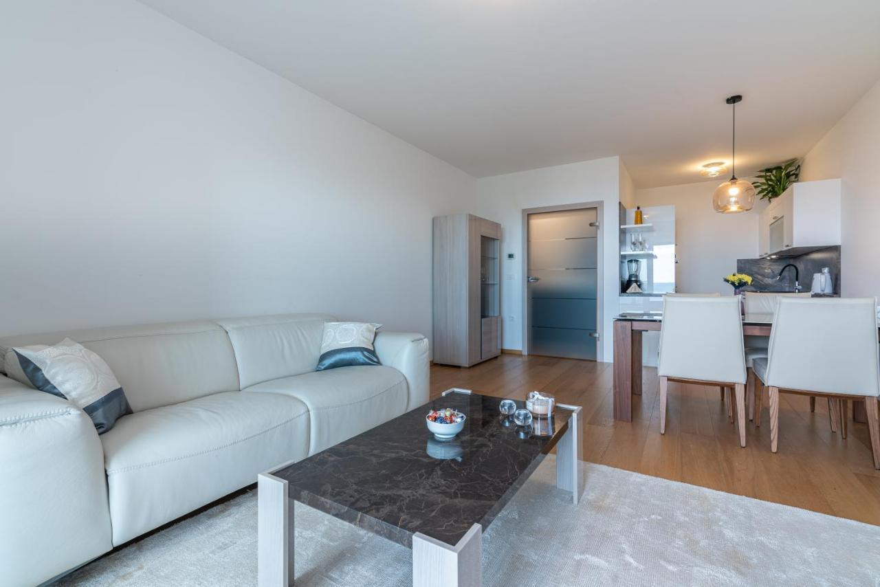 Apartment With Balcony Ocean Paradise Kastav Exterior foto